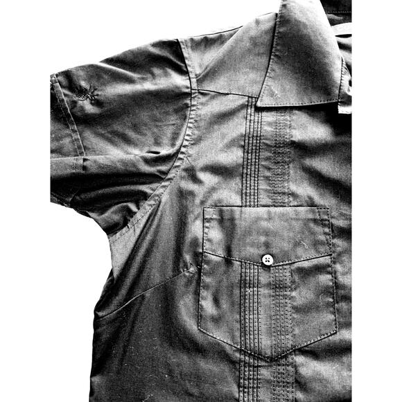 Vintage Cubavera Guayabera Men's Short Sleeve Button-up Shirt Black-Small - Picture 3 of 4